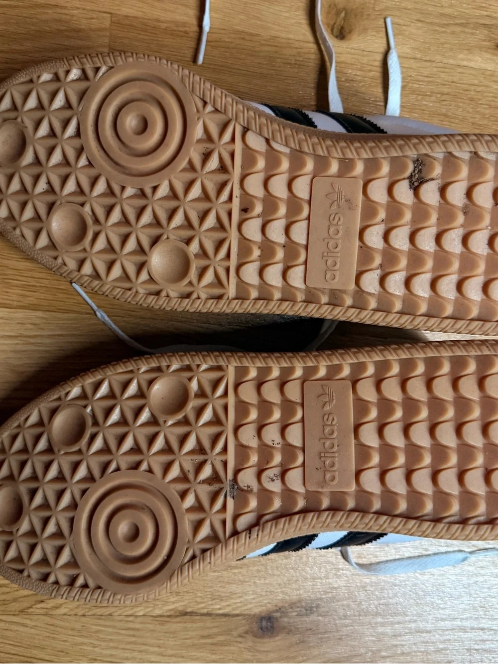 adidas classic sneaker